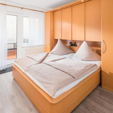 Apartment Mayglueck App 1 *